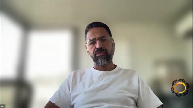 Translation vs. Interpretation - 'Charan Kamal Dhoi Dhoi Peeva'